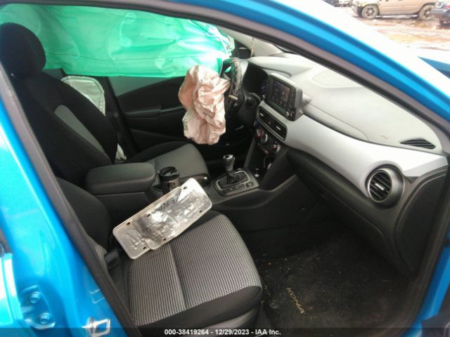 Photo 4 VIN: KM8K2CAA0LU490797 - HYUNDAI KONA 