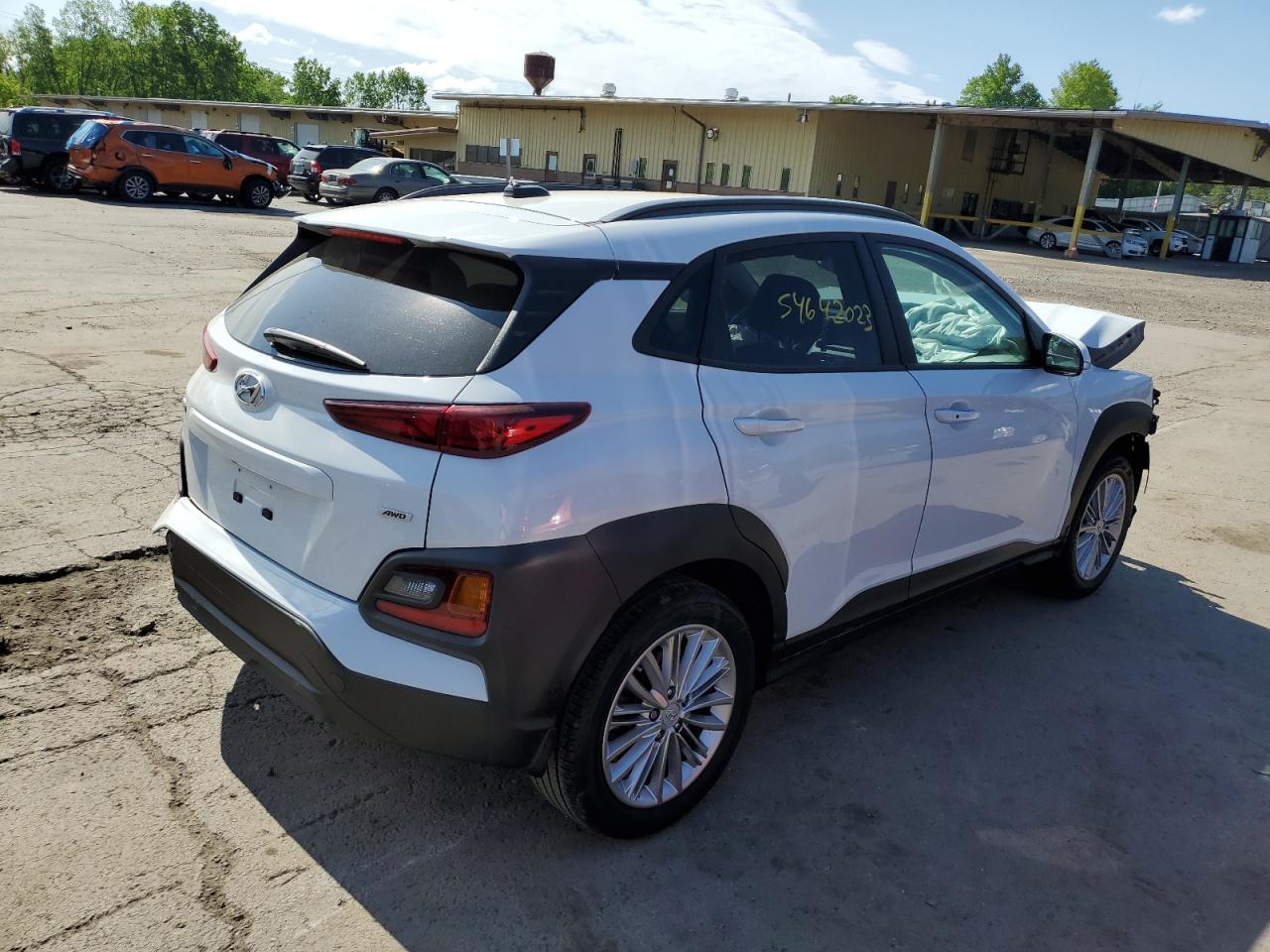 Photo 2 VIN: KM8K2CAA1MU702656 - HYUNDAI KONA 