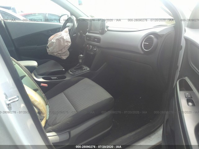 Photo 4 VIN: KM8K2CAA2JU101705 - HYUNDAI KONA 