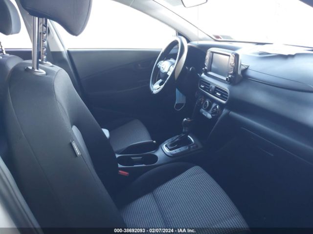 Photo 4 VIN: KM8K2CAA2JU113949 - HYUNDAI KONA 