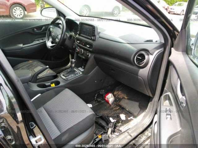 Photo 4 VIN: KM8K2CAA2JU181765 - HYUNDAI KONA 