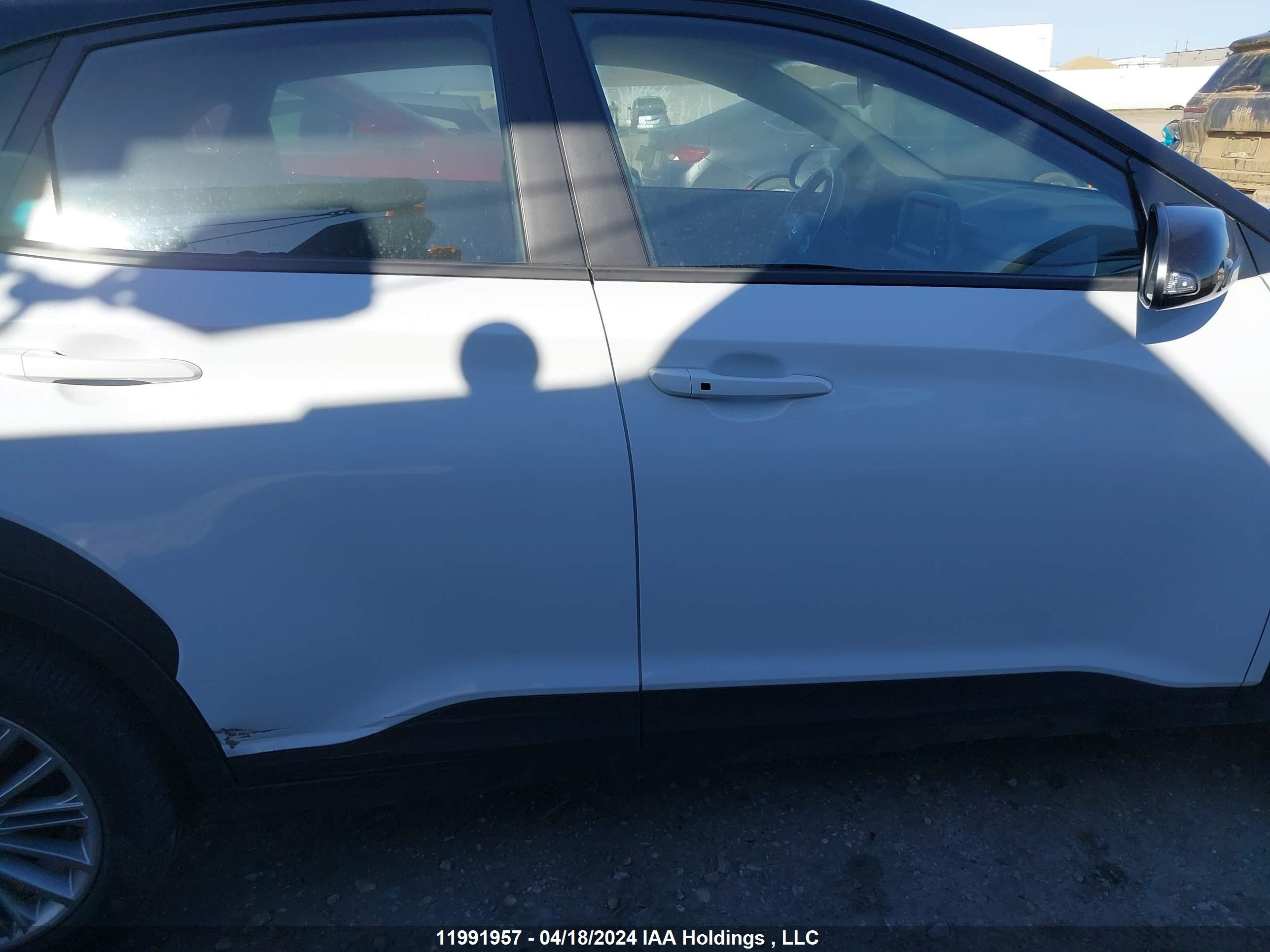 Photo 12 VIN: KM8K2CAA2KU362639 - HYUNDAI KONA 