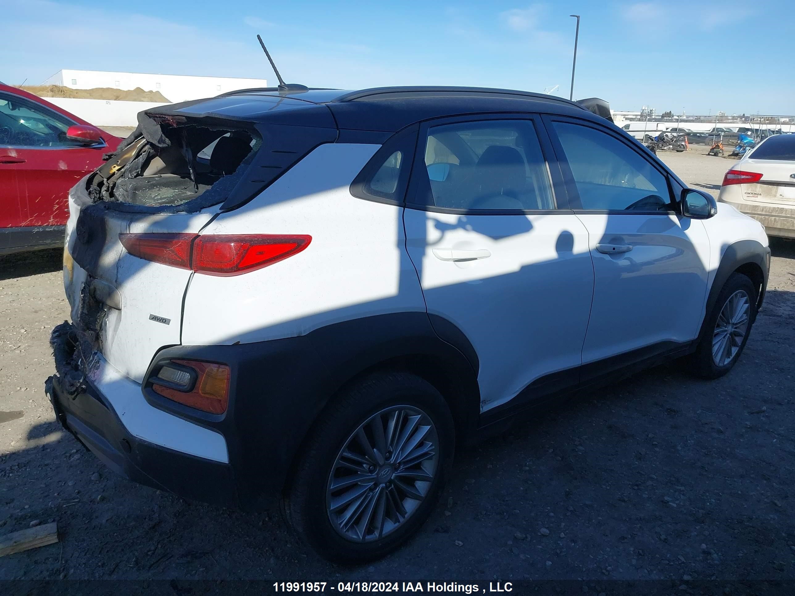 Photo 3 VIN: KM8K2CAA2KU362639 - HYUNDAI KONA 