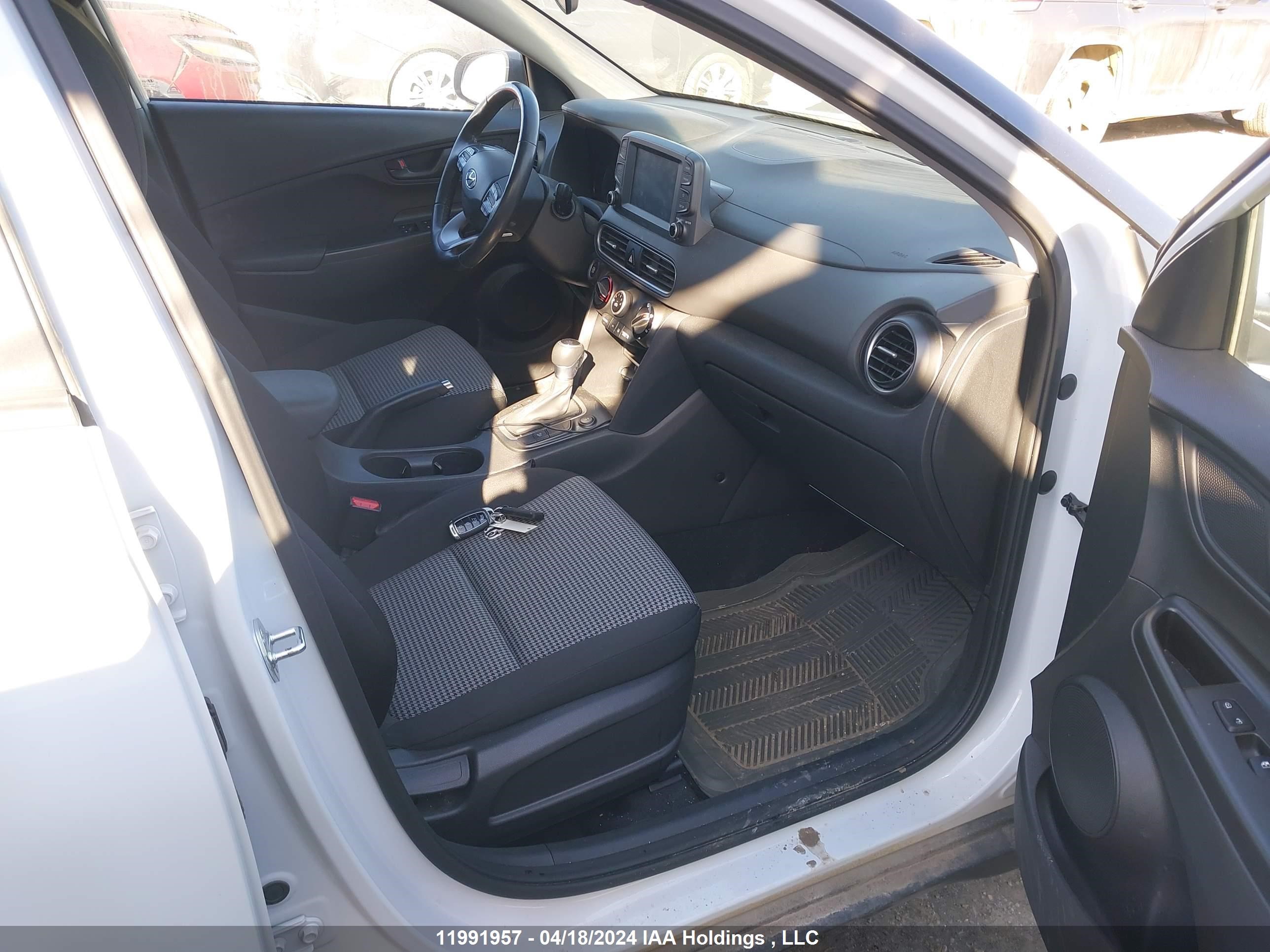 Photo 4 VIN: KM8K2CAA2KU362639 - HYUNDAI KONA 