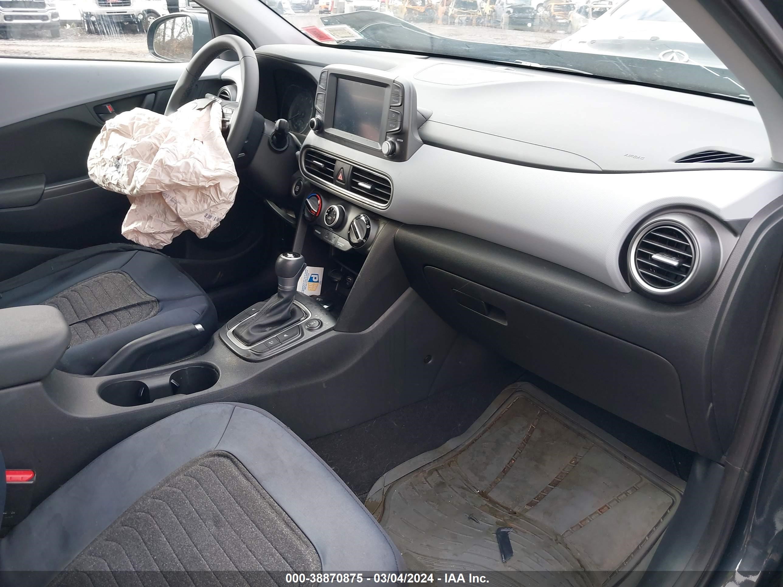 Photo 4 VIN: KM8K2CAA2LU571140 - HYUNDAI KONA 