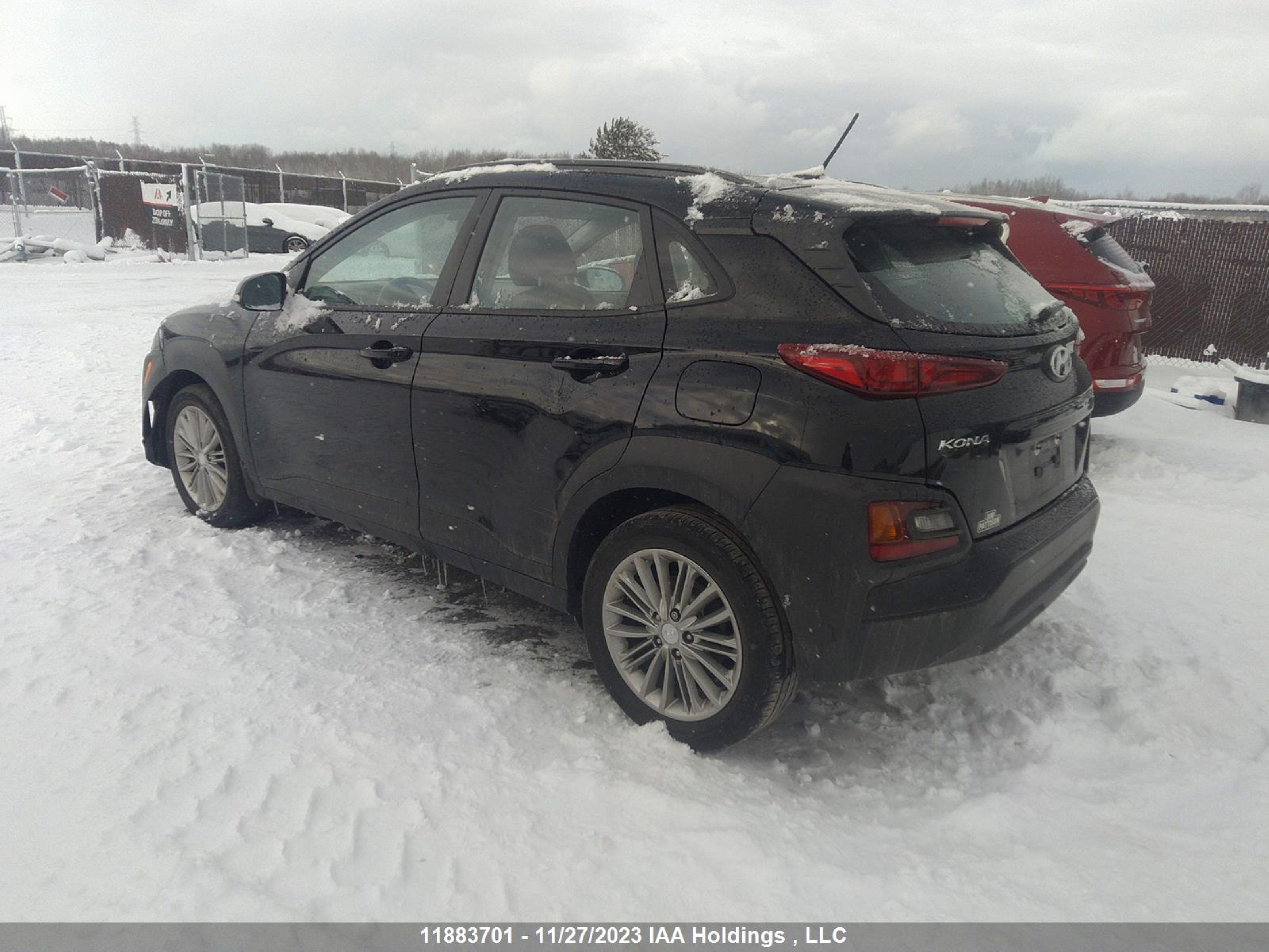 Photo 2 VIN: KM8K2CAA3KU327267 - HYUNDAI KONA 