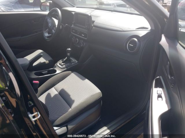 Photo 4 VIN: KM8K2CAA3MU733021 - HYUNDAI KONA 