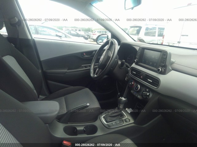 Photo 4 VIN: KM8K2CAA4JU114228 - HYUNDAI KONA 