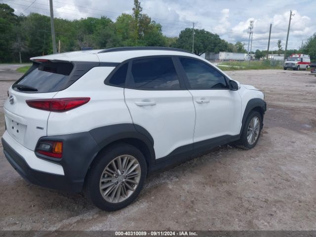 Photo 3 VIN: KM8K2CAA4MU715465 - HYUNDAI KONA 