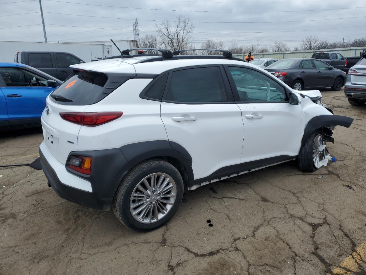 Photo 2 VIN: KM8K2CAA4MU733447 - HYUNDAI KONA 