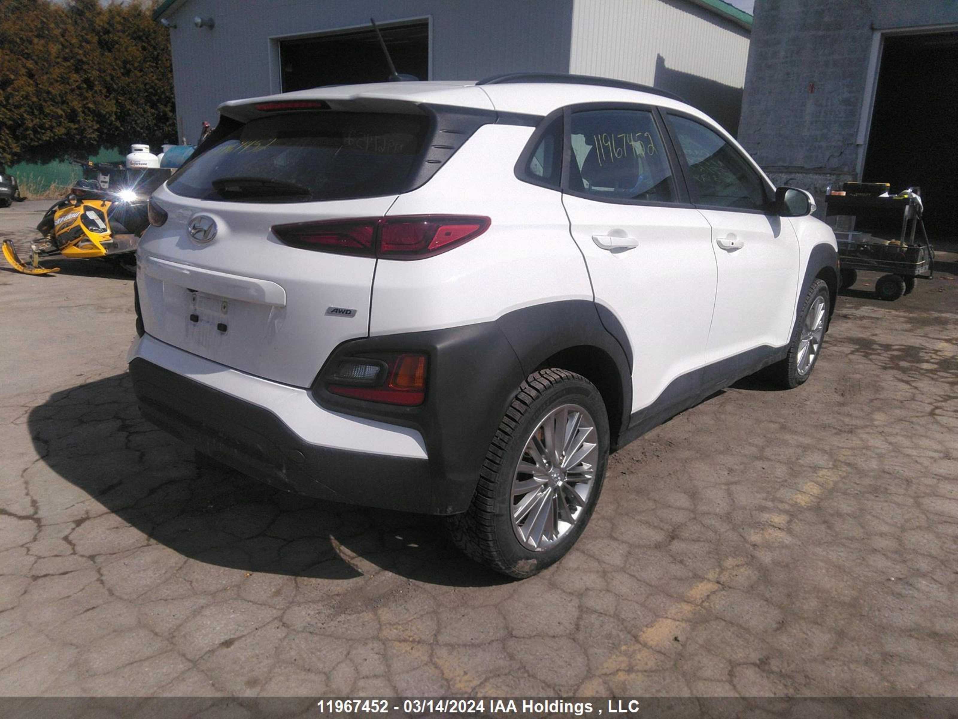 Photo 3 VIN: KM8K2CAA4MU750183 - HYUNDAI KONA 