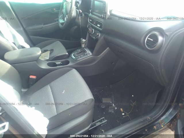 Photo 4 VIN: KM8K2CAA6JU079028 - HYUNDAI KONA 