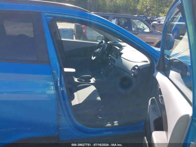 Photo 4 VIN: KM8K2CAA6MU601290 - HYUNDAI KONA 