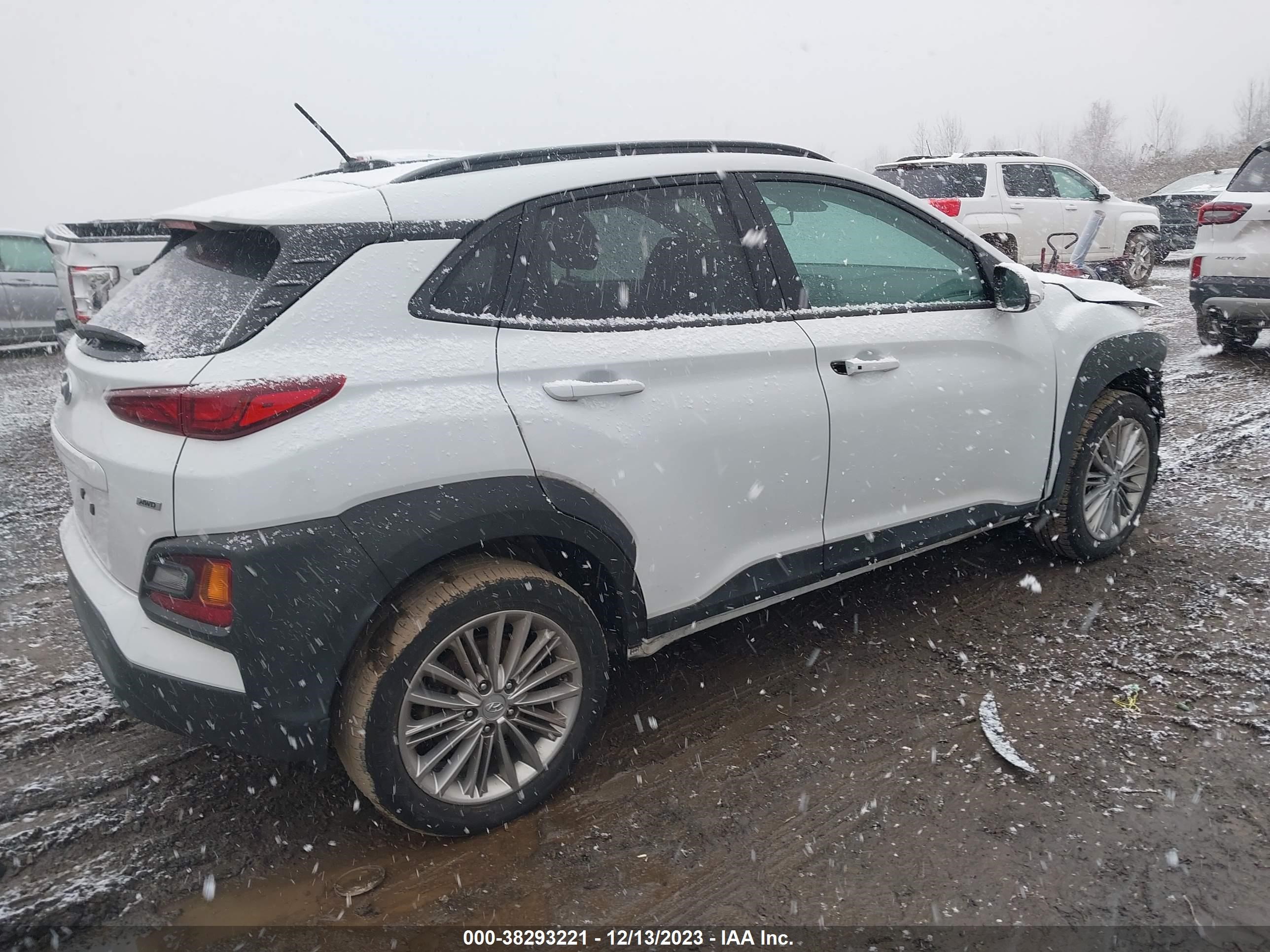 Photo 3 VIN: KM8K2CAA6MU657276 - HYUNDAI KONA 