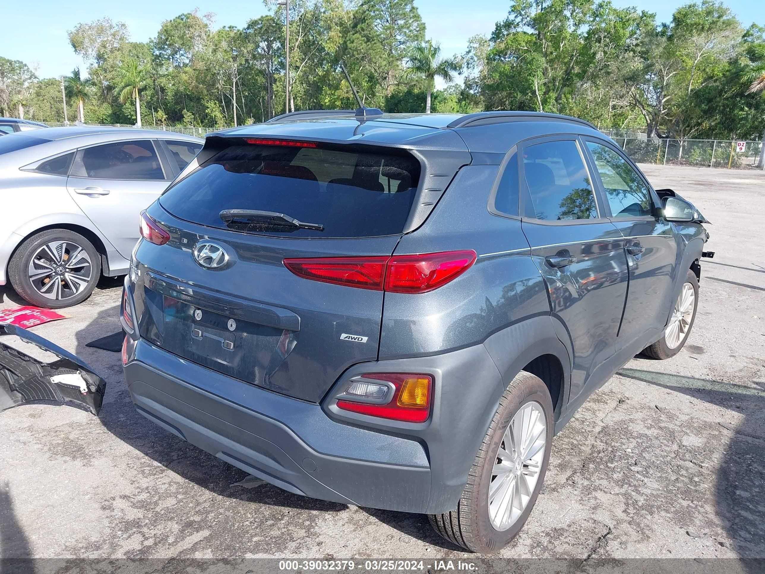 Photo 3 VIN: KM8K2CAA7MU649381 - HYUNDAI KONA 