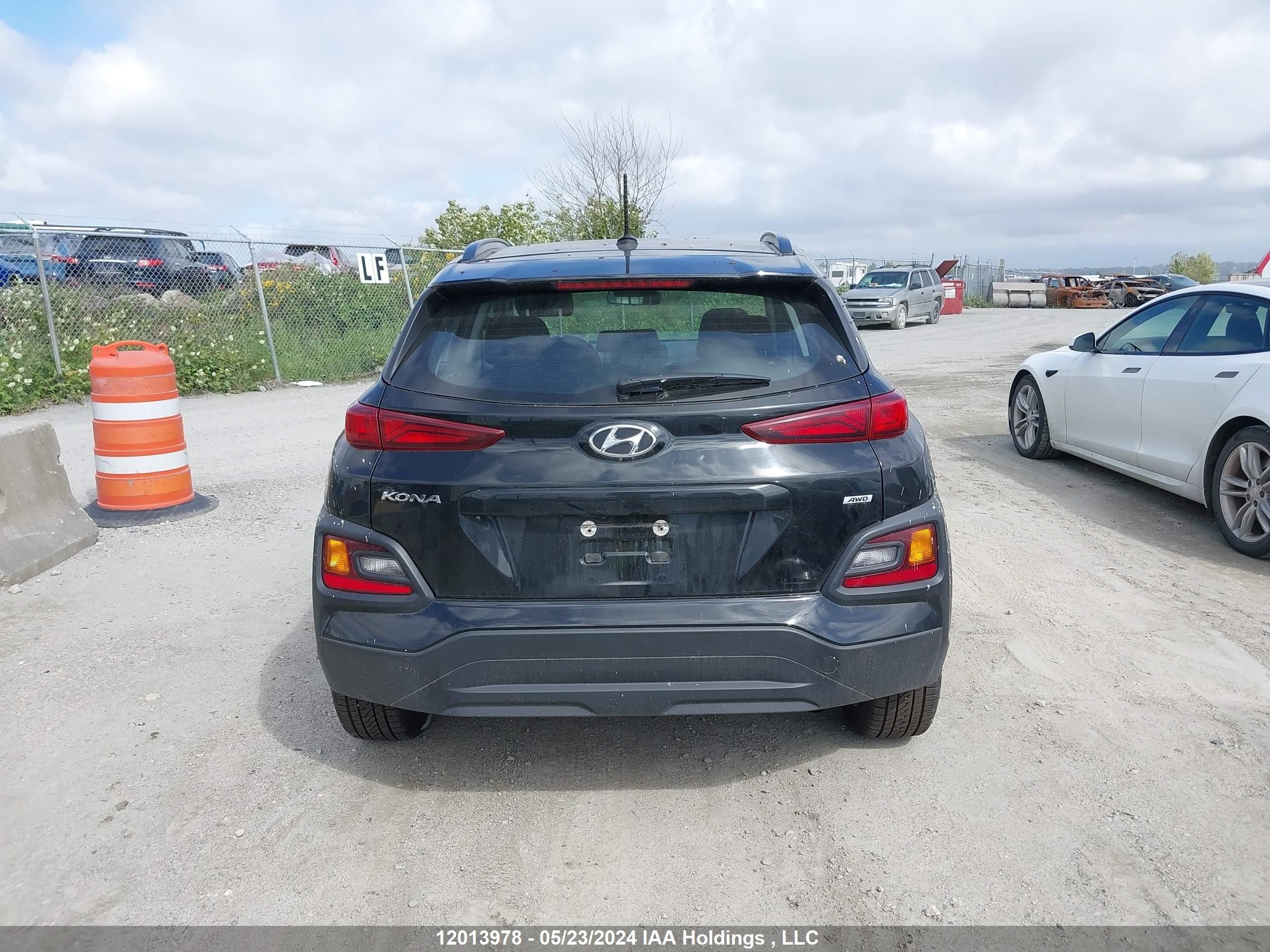 Photo 16 VIN: KM8K2CAA8MU700693 - HYUNDAI KONA 