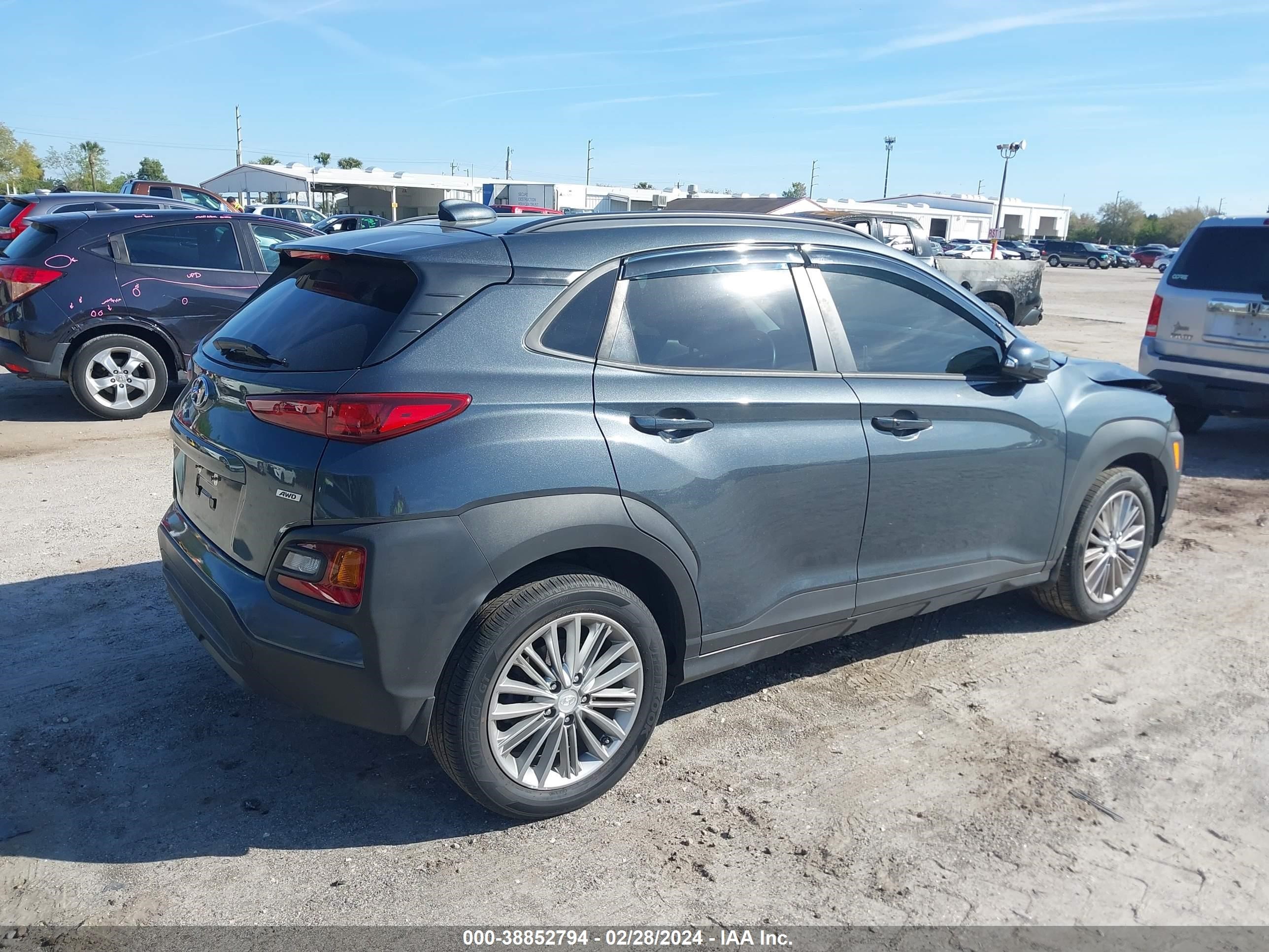 Photo 3 VIN: KM8K2CAA9KU370754 - HYUNDAI KONA 