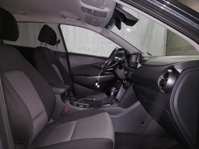 Photo 4 VIN: KM8K2CAAXKU368821 - HYUNDAI KONA 