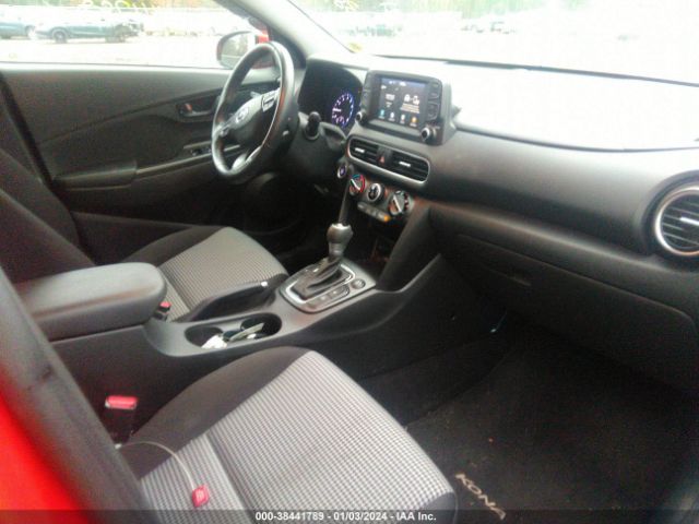 Photo 4 VIN: KM8K2CAAXLU589563 - HYUNDAI KONA 