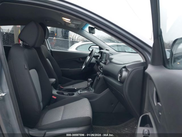 Photo 4 VIN: KM8K2CAAXMU630730 - HYUNDAI KONA 