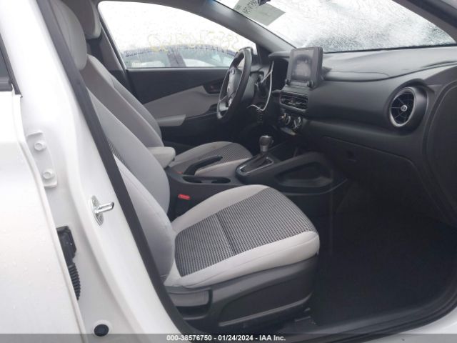 Photo 4 VIN: KM8K2CAB3NU754235 - HYUNDAI KONA 