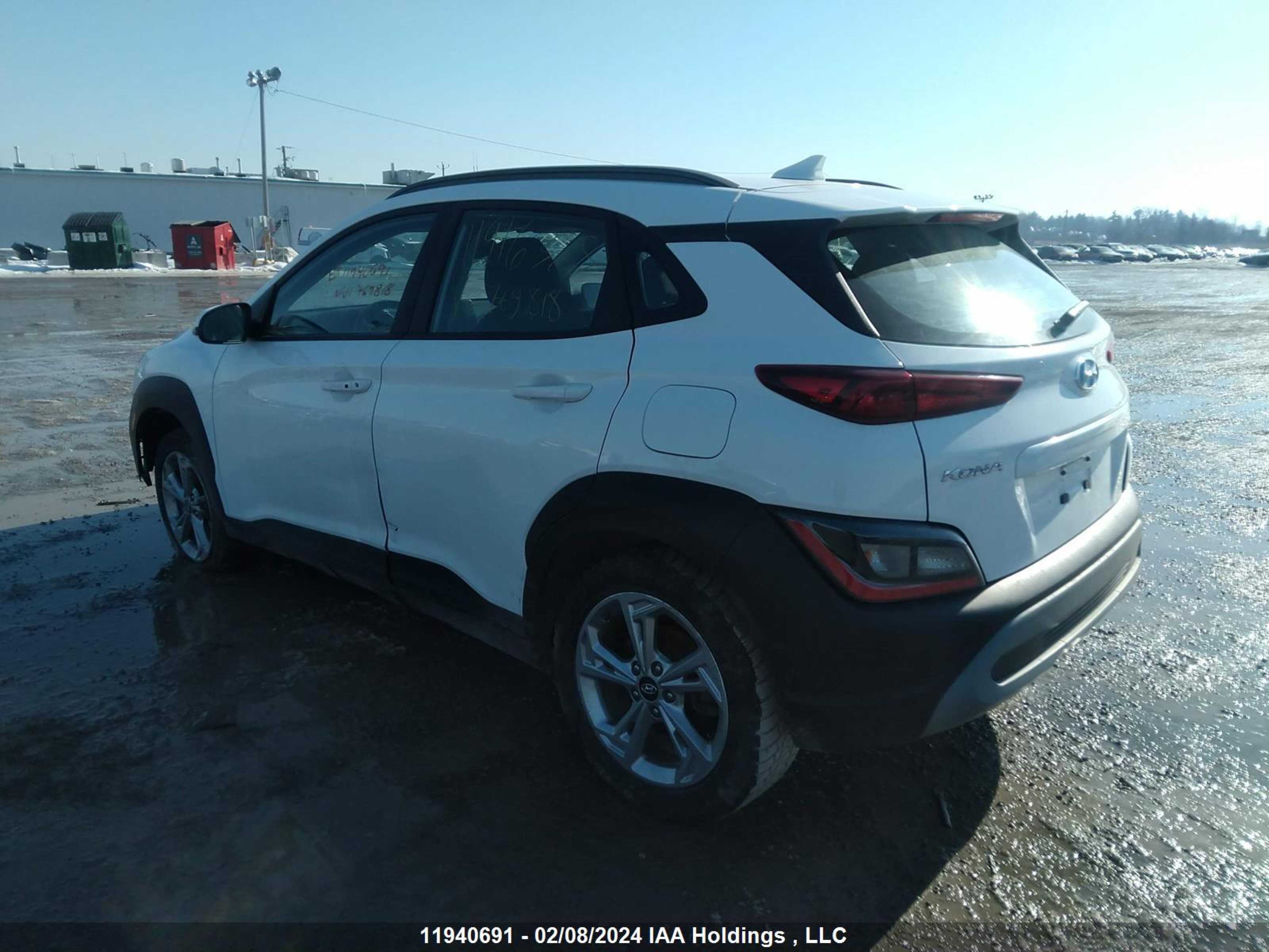 Photo 2 VIN: KM8K2CAB3NU769818 - HYUNDAI KONA 