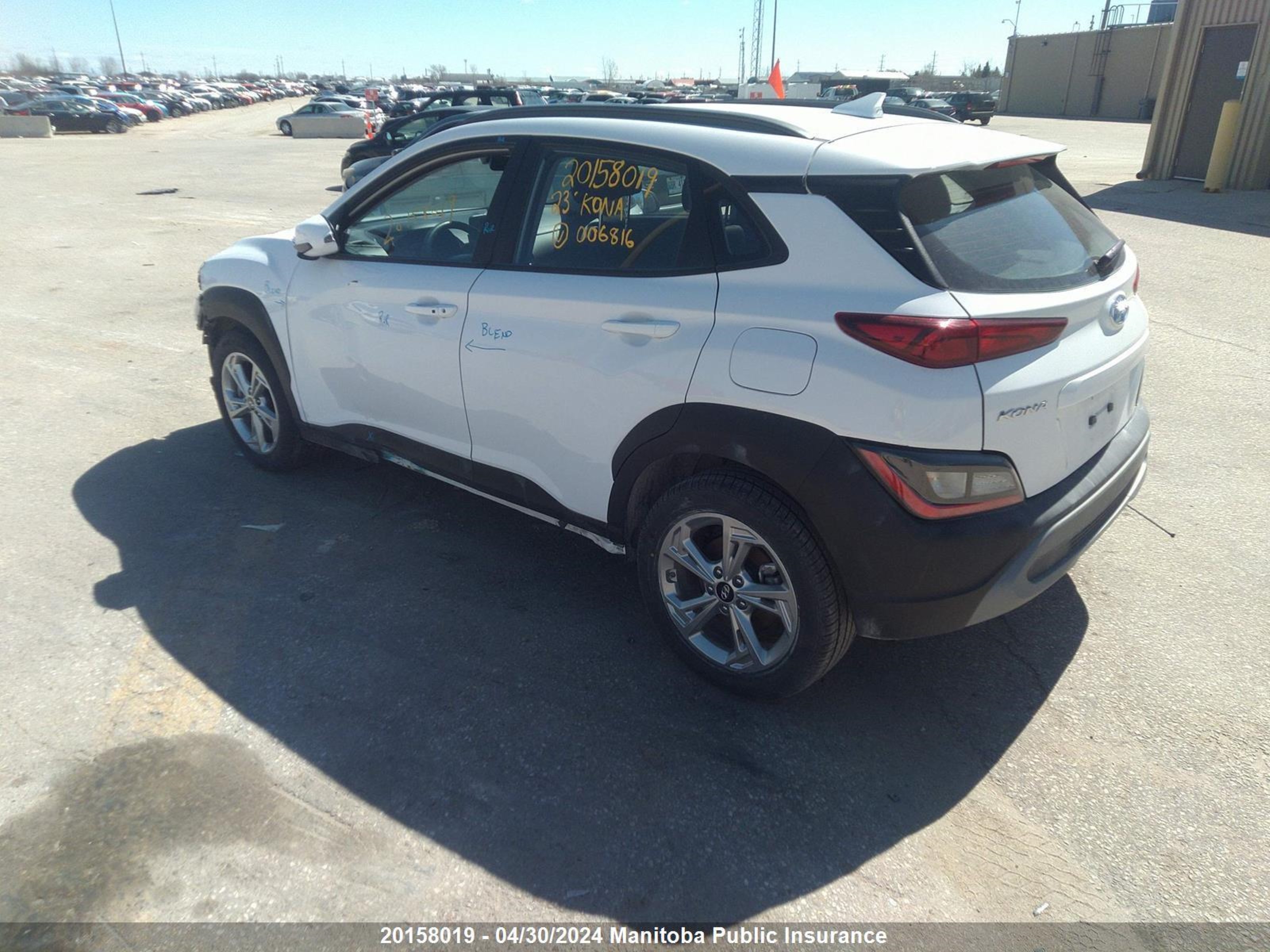 Photo 2 VIN: KM8K2CAB5PU006816 - HYUNDAI KONA 