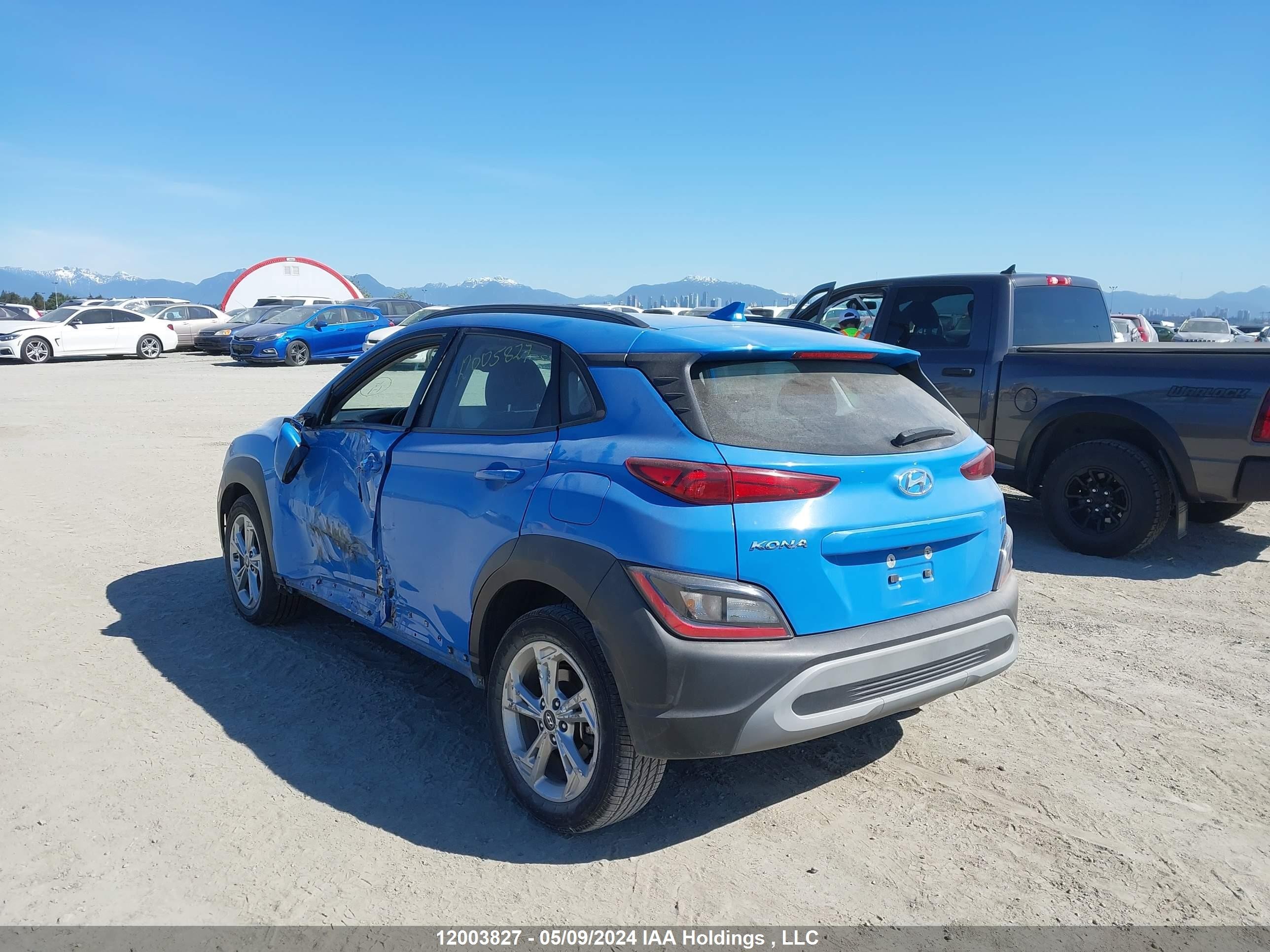 Photo 2 VIN: KM8K2CAB6NU765407 - HYUNDAI KONA 