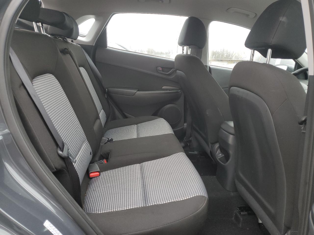 Photo 9 VIN: KM8K2CAB7PU062854 - HYUNDAI KONA 