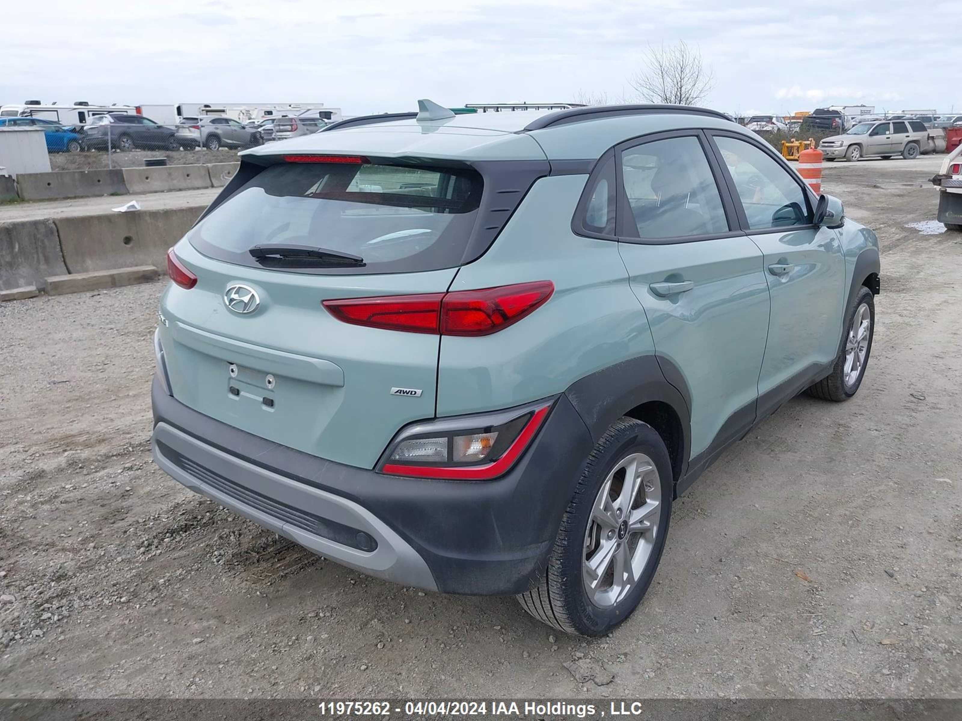 Photo 3 VIN: KM8K2CABXPU031968 - HYUNDAI KONA 