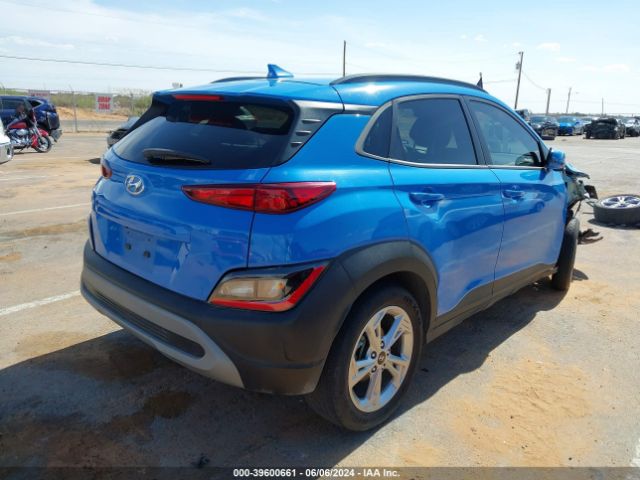 Photo 3 VIN: KM8K32AB0NU779987 - HYUNDAI KONA 