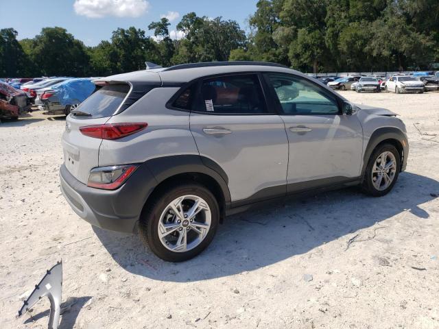 Photo 2 VIN: KM8K32AB0NU913123 - HYUNDAI KONA SEL 