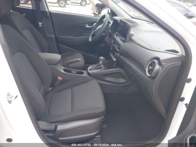 Photo 4 VIN: KM8K32AB0PU965046 - HYUNDAI KONA 