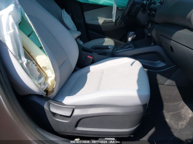 Photo 4 VIN: KM8K32AB2PU962150 - HYUNDAI KONA 