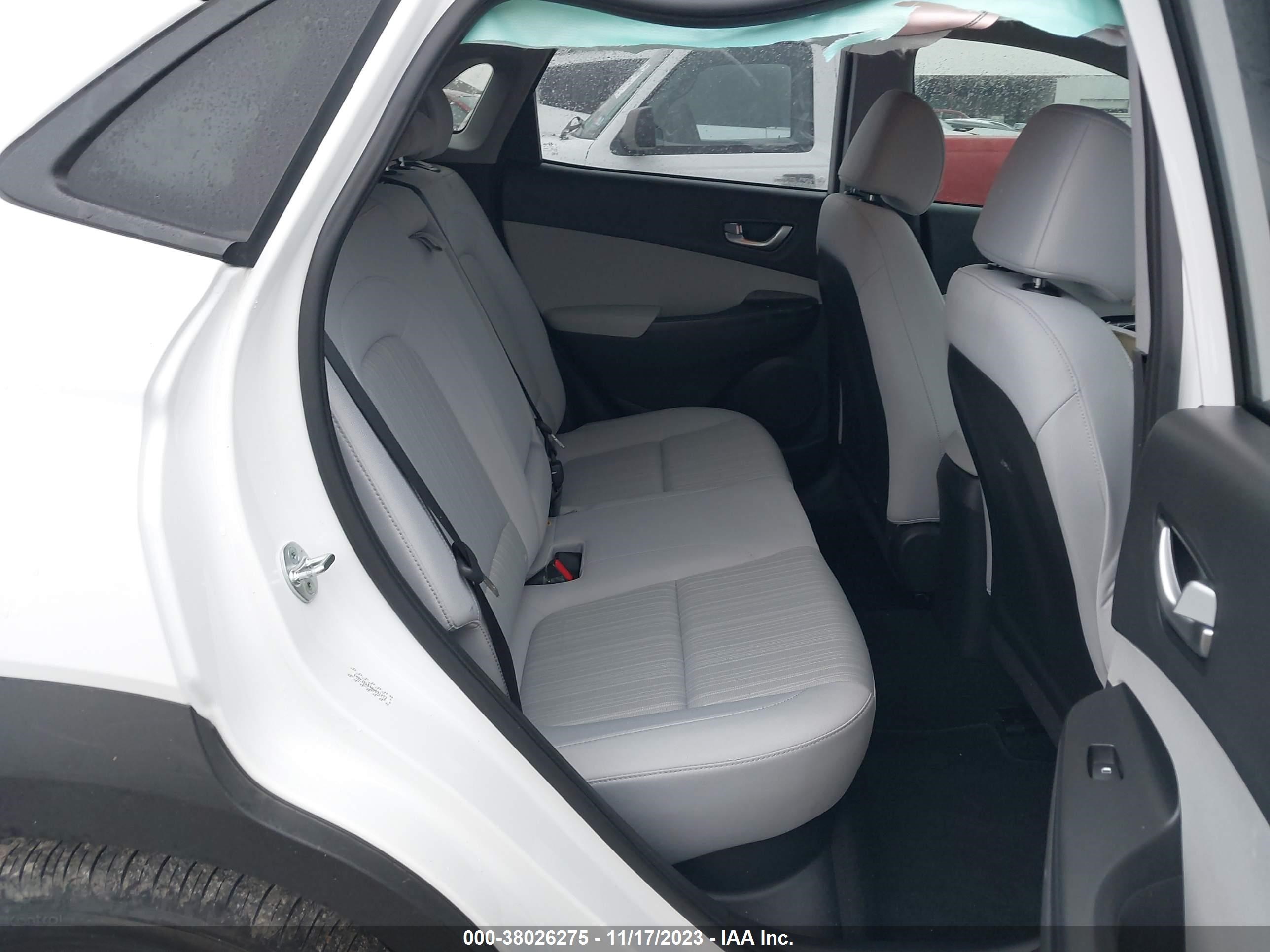 Photo 7 VIN: KM8K32AB4NU891272 - HYUNDAI KONA 