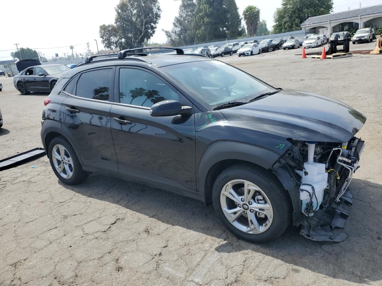 Photo 3 VIN: KM8K32AB4PU062351 - HYUNDAI KONA 