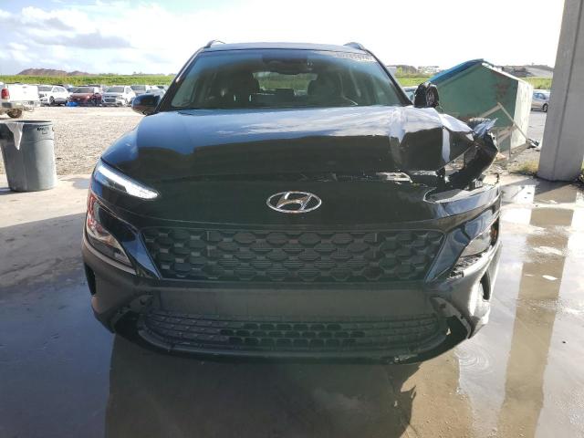 Photo 4 VIN: KM8K32AB6PU959980 - HYUNDAI KONA SEL 