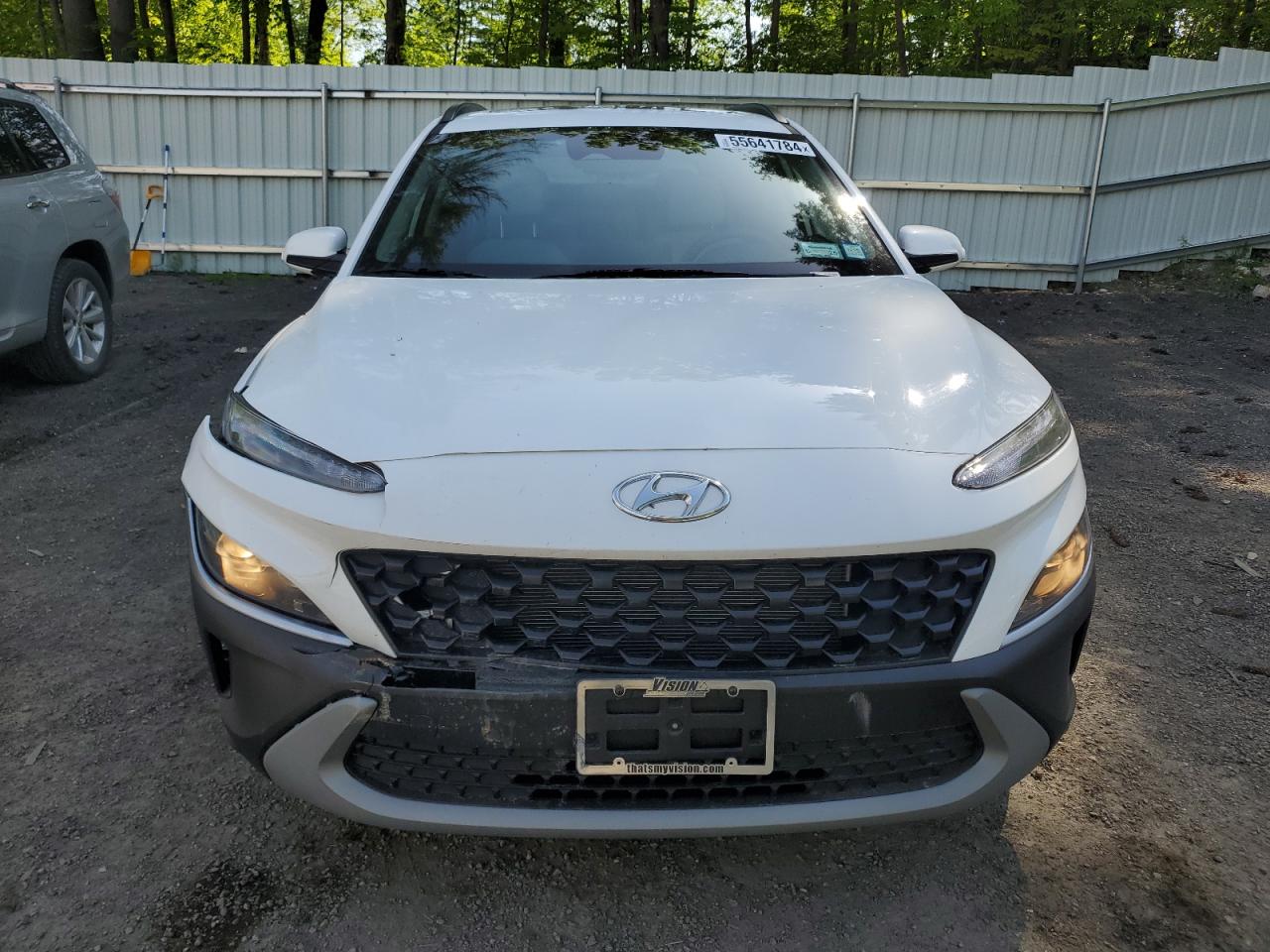 Photo 4 VIN: KM8K32ABXPU938713 - HYUNDAI KONA 