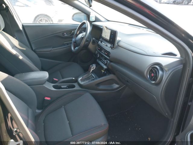 Photo 4 VIN: KM8K33A30PU955406 - HYUNDAI KONA 