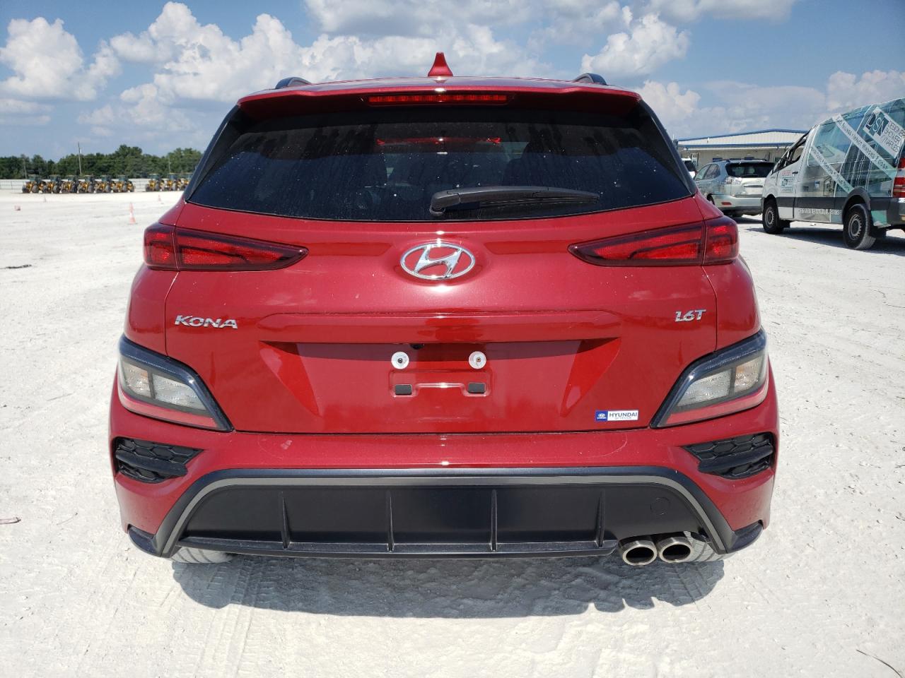 Photo 5 VIN: KM8K33A31NU837331 - HYUNDAI KONA 