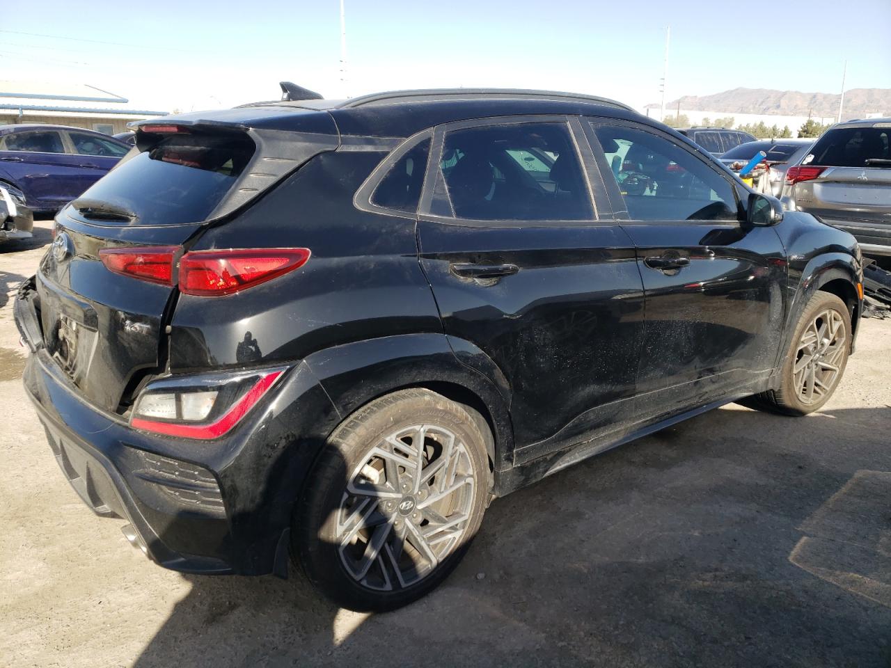 Photo 2 VIN: KM8K33A31NU924064 - HYUNDAI KONA 