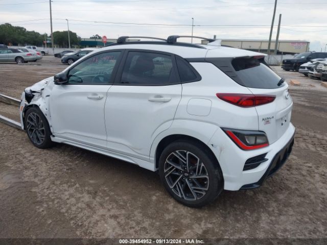 Photo 2 VIN: KM8K33A39NU805114 - HYUNDAI KONA 