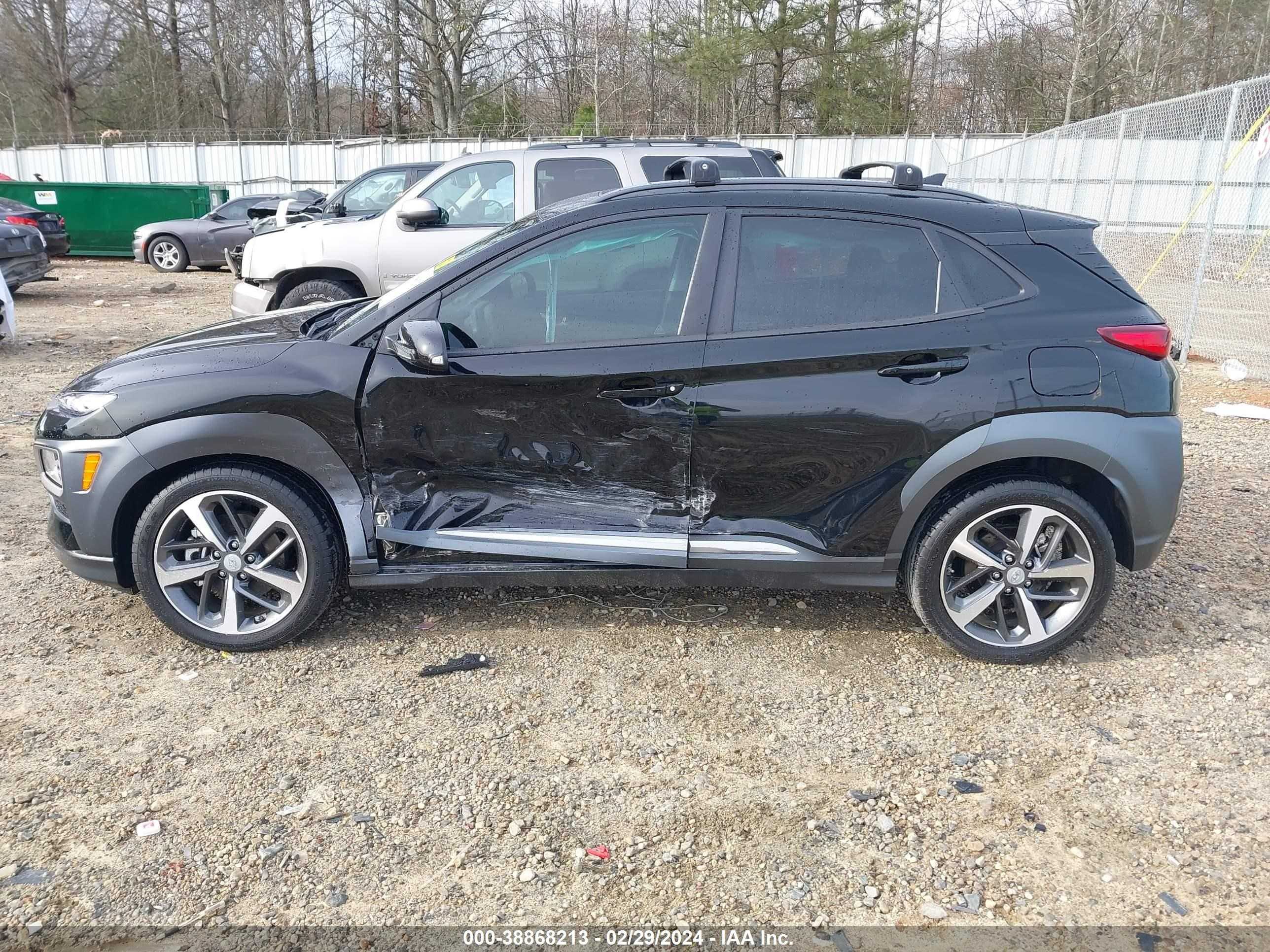 Photo 13 VIN: KM8K33A50MU724924 - HYUNDAI KONA 