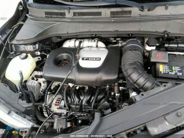 Photo 9 VIN: KM8K33A54JU105612 - HYUNDAI KONA 