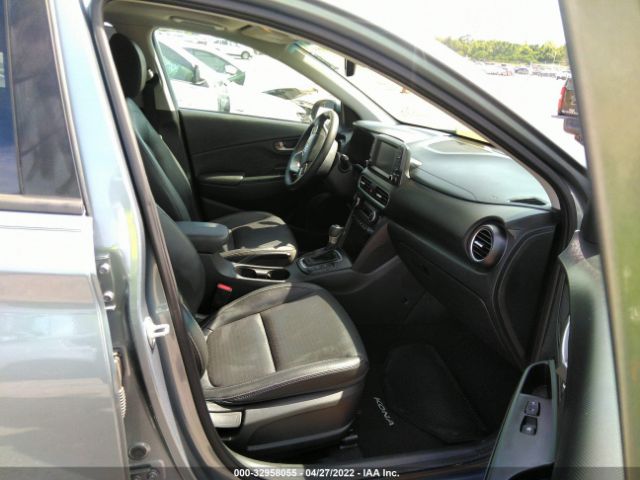 Photo 4 VIN: KM8K33A55LU459965 - HYUNDAI KONA 