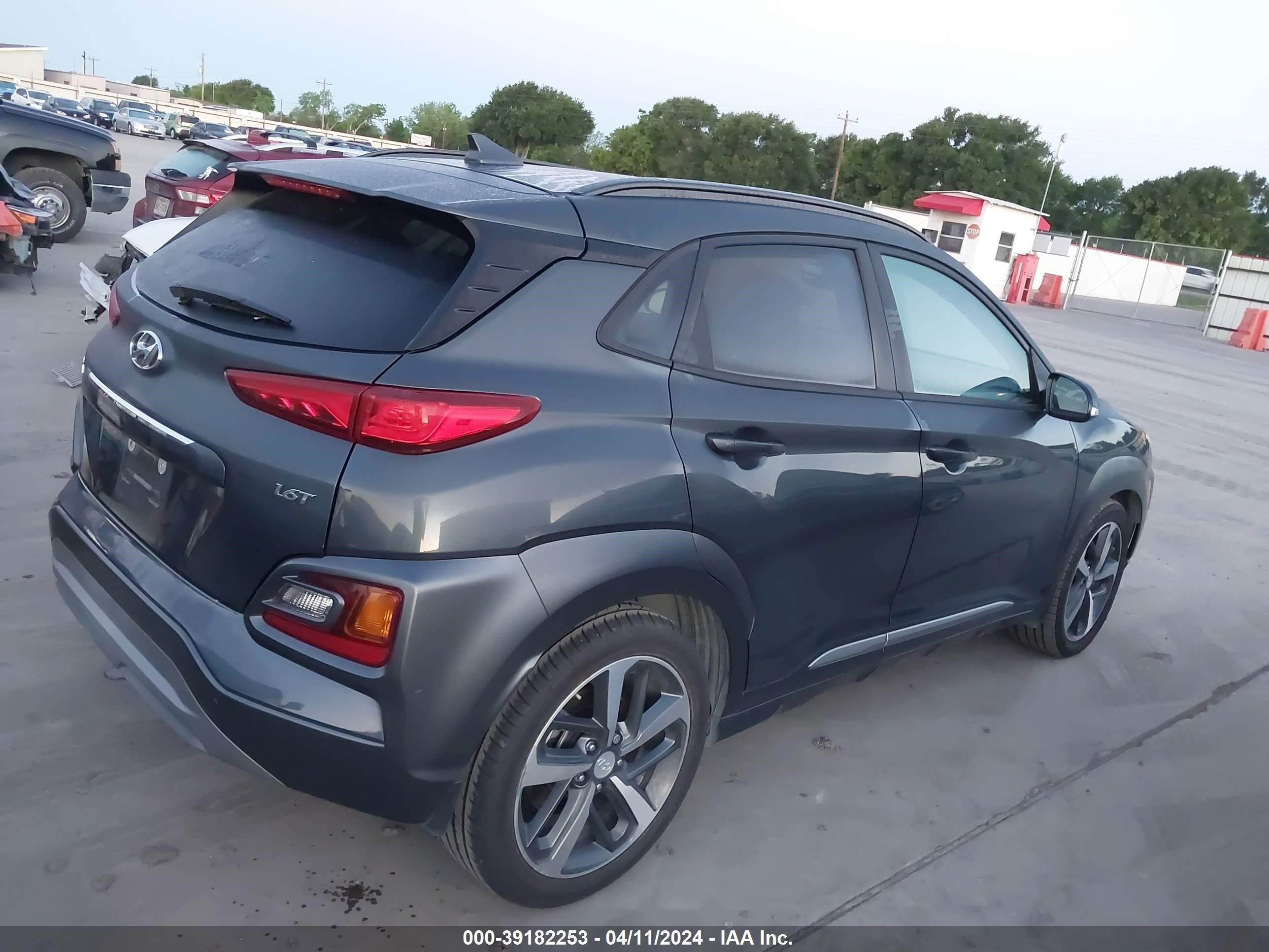 Photo 3 VIN: KM8K33A57MU640115 - HYUNDAI KONA 