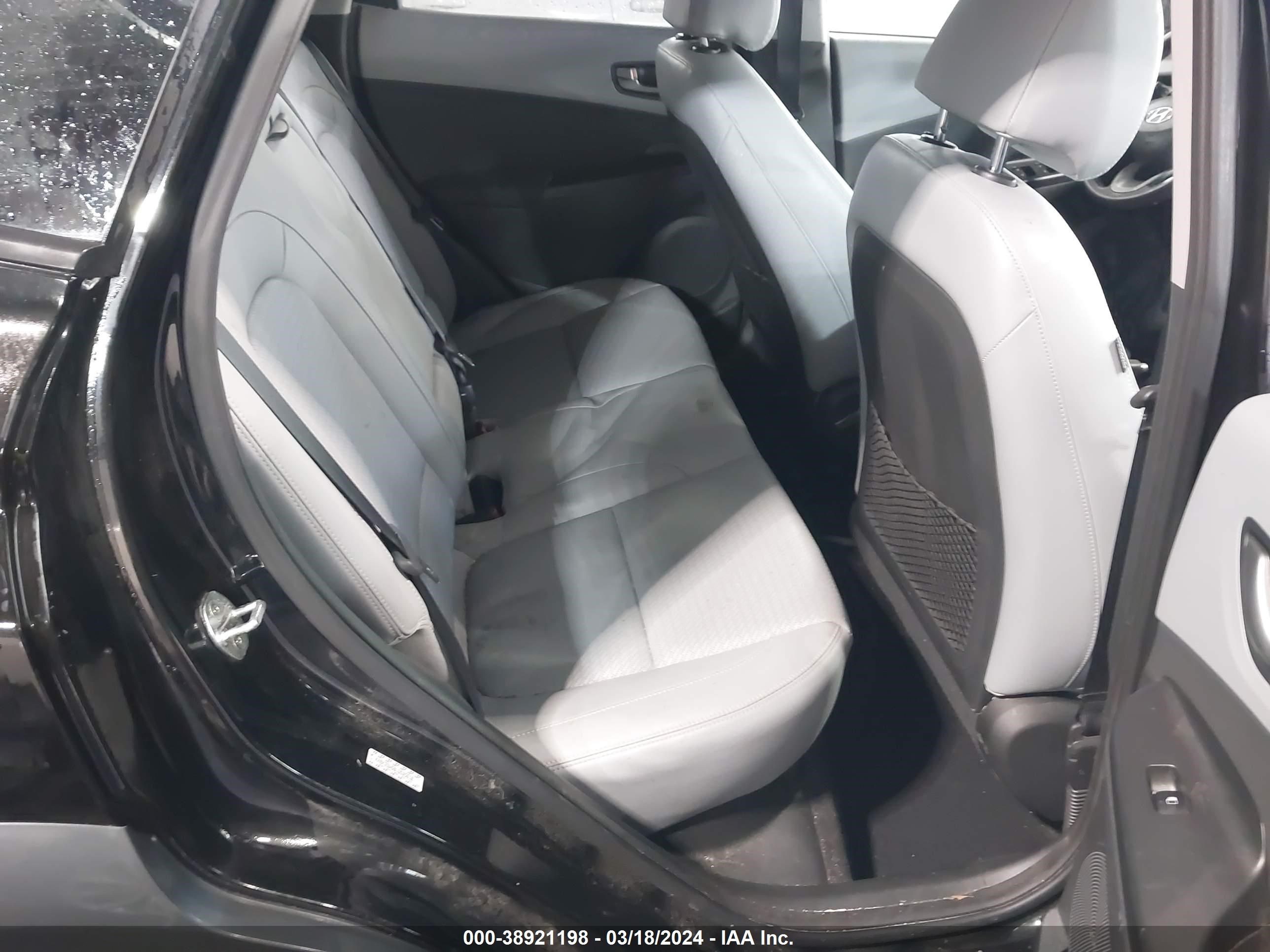 Photo 7 VIN: KM8K33A58LU525618 - HYUNDAI KONA 