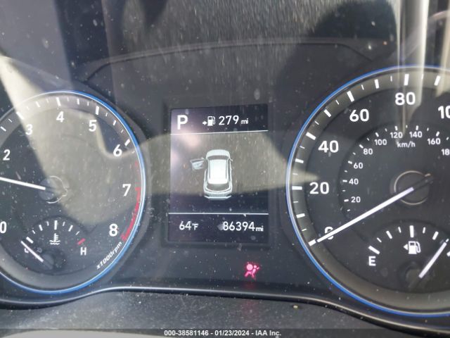 Photo 6 VIN: KM8K33A59JU097457 - HYUNDAI KONA 