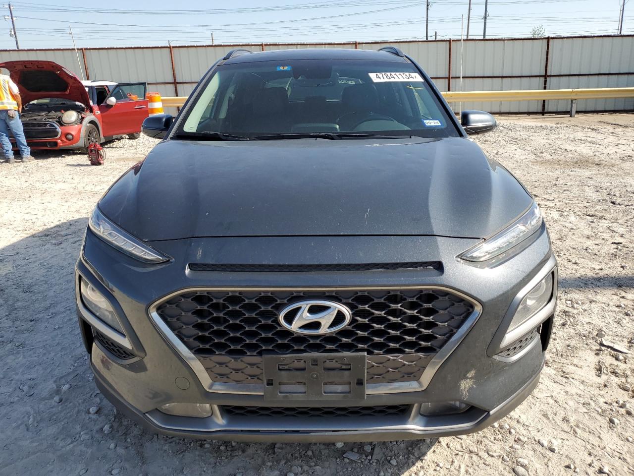 Photo 4 VIN: KM8K33A59LU408730 - HYUNDAI KONA 