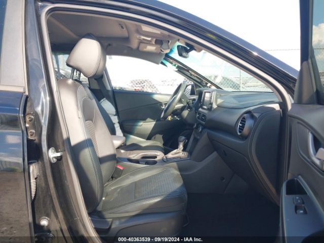 Photo 4 VIN: KM8K33A5XJU106697 - HYUNDAI KONA 